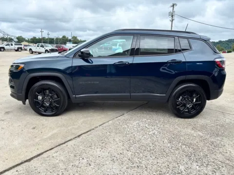 More photos of 2026 Jeep Compass Latitude at Braden Chrysler Dodge Jeep Ram, OH