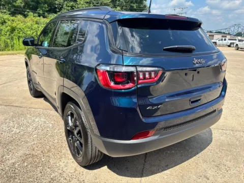 More photos of 2026 Jeep Compass Latitude at Braden Chrysler Dodge Jeep Ram, OH