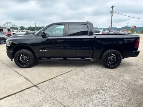 More photos of 2023 Ram 1500 Laramie at Braden Chrysler Dodge Jeep Ram, OH