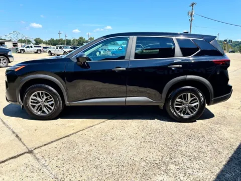 More photos of 2024 Nissan Rogue S at Braden Chrysler Dodge Jeep Ram, OH