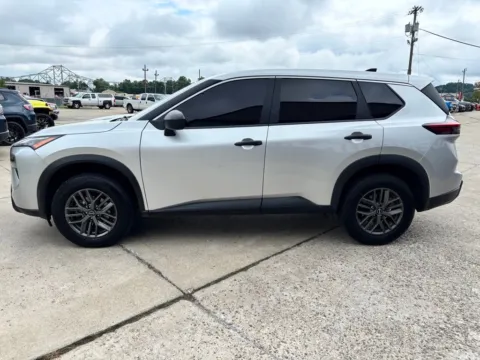 More photos of 2024 Nissan Rogue S at Braden Chrysler Dodge Jeep Ram, OH