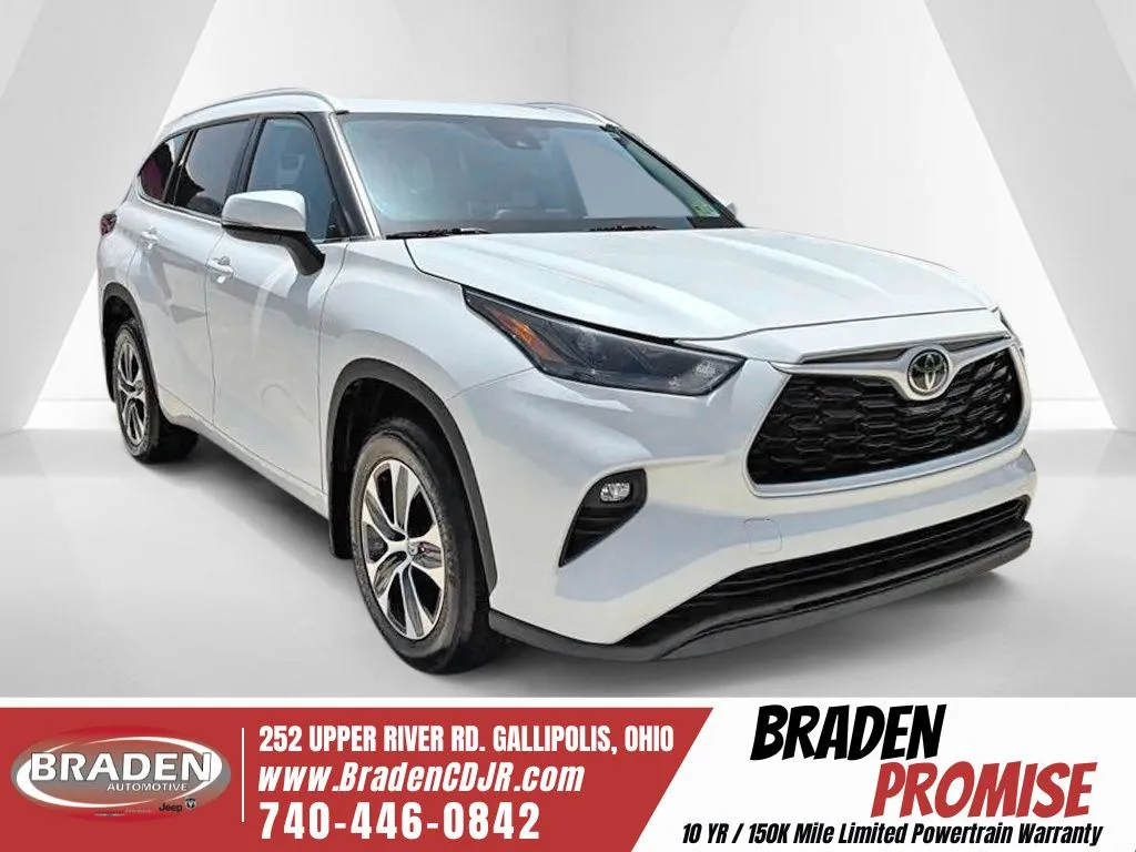 Unknown 2023 Toyota Highlander XLE for sale in Gallipolis, OH