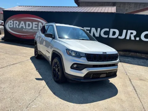 Silver 2026 Jeep Compass Latitude for sale in Gallipolis, OH
