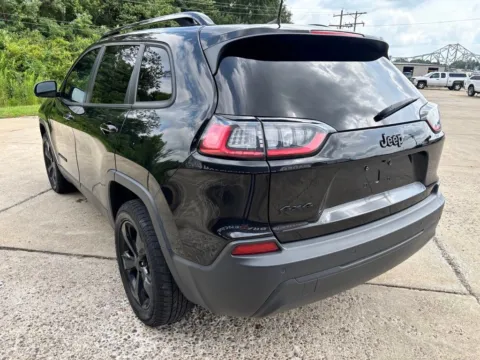 More photos of 2020 Jeep Cherokee Latitude Plus at Braden Chrysler Dodge Jeep Ram, OH