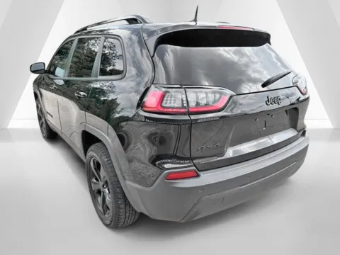 More photos of 2020 Jeep Cherokee Latitude Plus at Braden Chrysler Dodge Jeep Ram, OH