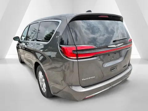 More photos of 2023 Chrysler Pacifica Touring L at Braden Chrysler Dodge Jeep Ram, OH