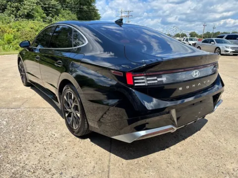More photos of 2025 Hyundai Sonata SEL at Braden Chrysler Dodge Jeep Ram, OH
