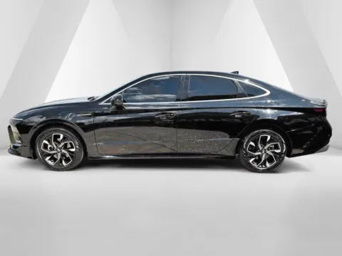 More photos of 2025 Hyundai Sonata SEL at Braden Chrysler Dodge Jeep Ram, OH