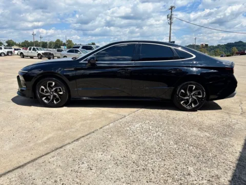 More photos of 2025 Hyundai Sonata SEL at Braden Chrysler Dodge Jeep Ram, OH