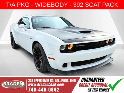 White 2021 Dodge Challenger R/T Scat Pack Widebody for sale in Gallipolis, OH