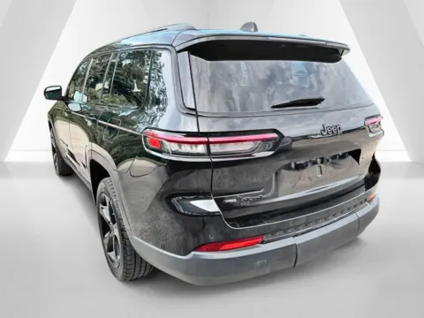 More photos of 2022 Jeep Grand Cherokee L Altitude at Braden Chrysler Dodge Jeep Ram, OH