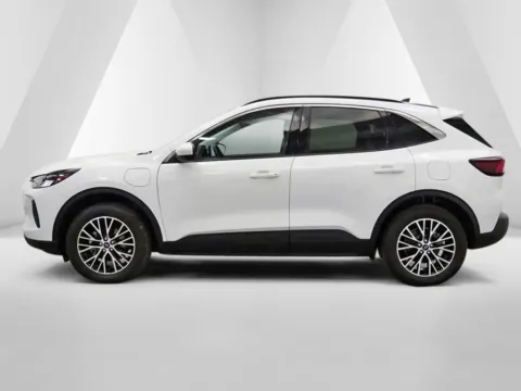 More photos of 2023 Ford Escape Plug-In Hybrid at Braden Chrysler Dodge Jeep Ram, OH
