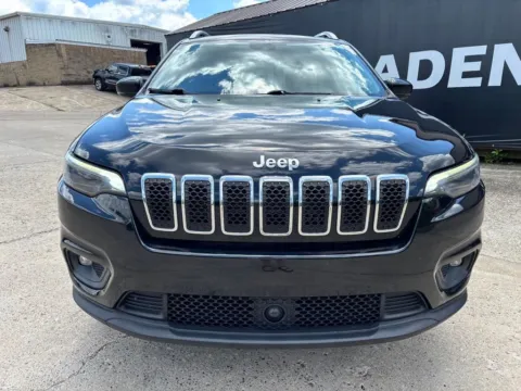 Photos of 2021 Jeep Cherokee Latitude Lux for sale in Gallipolis, OH at Braden Chrysler Dodge Jeep Ram
