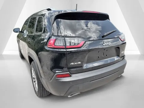 More photos of 2021 Jeep Cherokee Latitude Lux at Braden Chrysler Dodge Jeep Ram, OH