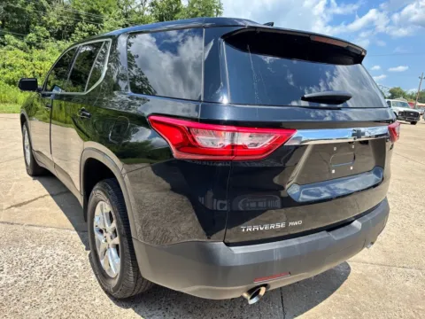 More photos of 2020 Chevrolet Traverse LS at Braden Chrysler Dodge Jeep Ram, OH