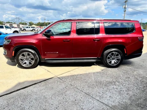 More photos of 2024 Jeep Wagoneer L Series II at Braden Chrysler Dodge Jeep Ram, OH