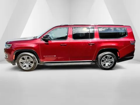 More photos of 2024 Jeep Wagoneer L Series II at Braden Chrysler Dodge Jeep Ram, OH
