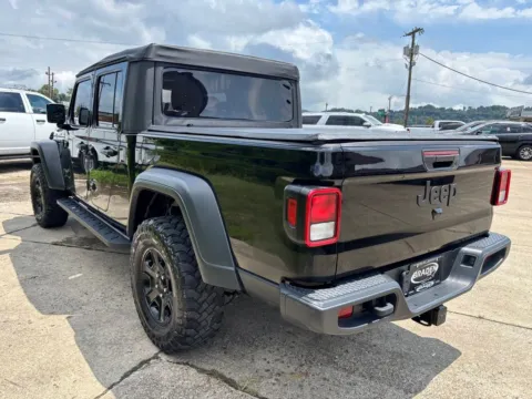More photos of 2021 Jeep Gladiator Sport at Braden Chrysler Dodge Jeep Ram, OH