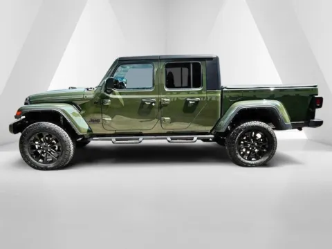 More photos of 2021 Jeep Gladiator Sport at Braden Chrysler Dodge Jeep Ram, OH