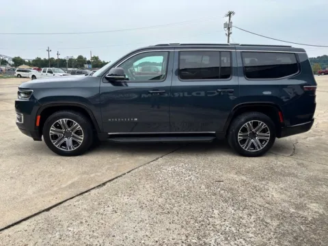 More photos of 2024 Jeep Wagoneer Series II at Braden Chrysler Dodge Jeep Ram, OH