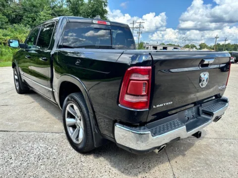 More photos of 2019 Ram 1500 Limited at Braden Chrysler Dodge Jeep Ram, OH