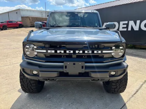 Photos of 2025 Ford Bronco Outer Banks for sale in Gallipolis, OH at Braden Chrysler Dodge Jeep Ram