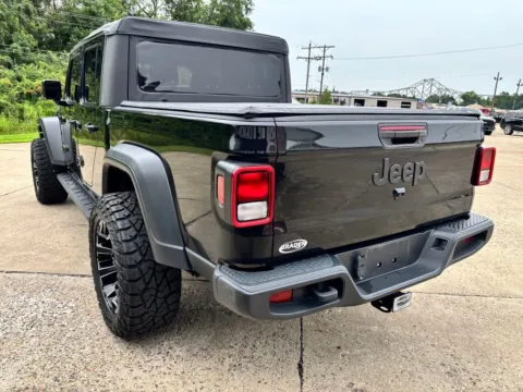 More photos of 2021 Jeep Gladiator Sport at Braden Chrysler Dodge Jeep Ram, OH