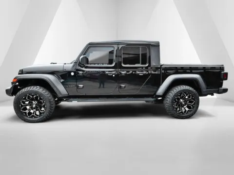 More photos of 2021 Jeep Gladiator Sport at Braden Chrysler Dodge Jeep Ram, OH