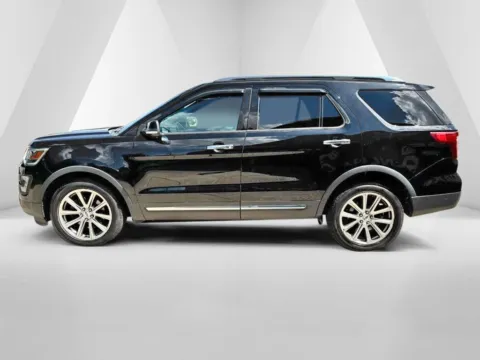 More photos of 2017 Ford Explorer Limited at Braden Chrysler Dodge Jeep Ram, OH