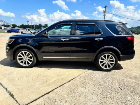 More photos of 2017 Ford Explorer Limited at Braden Chrysler Dodge Jeep Ram, OH