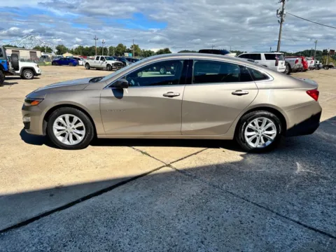 More photos of 2024 Chevrolet Malibu LT at Braden Chrysler Dodge Jeep Ram, OH
