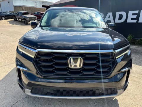 Photos of 2025 Honda Pilot EX-L for sale in Gallipolis, OH at Braden Chrysler Dodge Jeep Ram