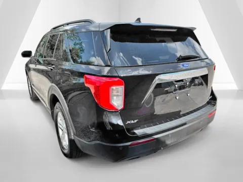 More photos of 2024 Ford Explorer XLT at Braden Chrysler Dodge Jeep Ram, OH
