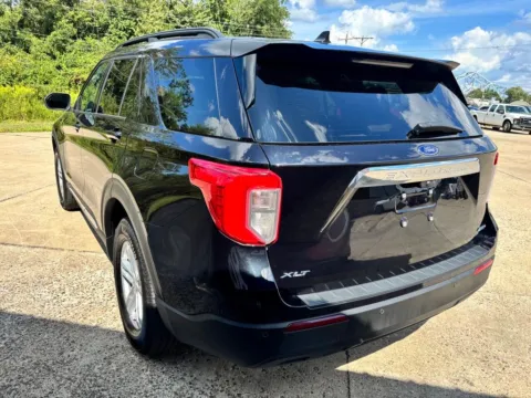 More photos of 2024 Ford Explorer XLT at Braden Chrysler Dodge Jeep Ram, OH