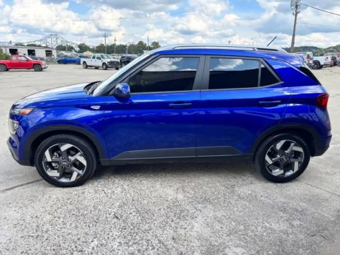 More photos of 2025 Hyundai Venue SEL at Braden Chrysler Dodge Jeep Ram, OH