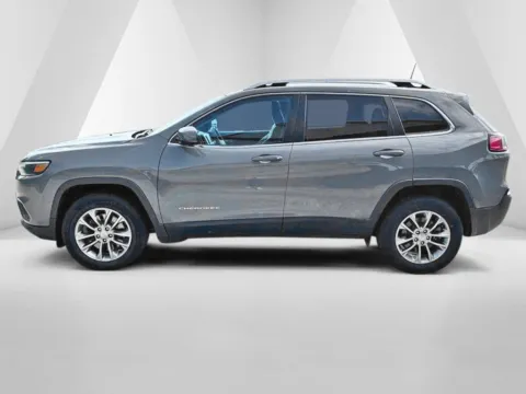 More photos of 2021 Jeep Cherokee Latitude Lux at Braden Chrysler Dodge Jeep Ram, OH