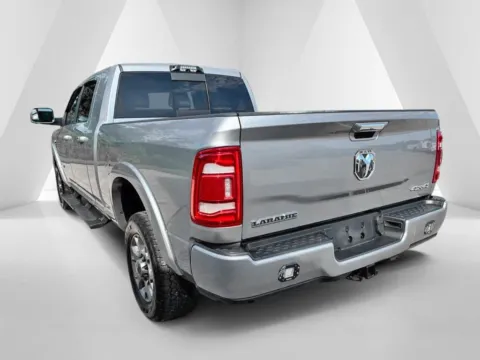 More photos of 2022 Ram 3500 Laramie at Braden Chrysler Dodge Jeep Ram, OH