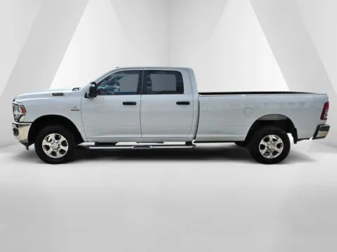 More photos of 2024 Ram 3500 Big Horn at Braden Chrysler Dodge Jeep Ram, OH