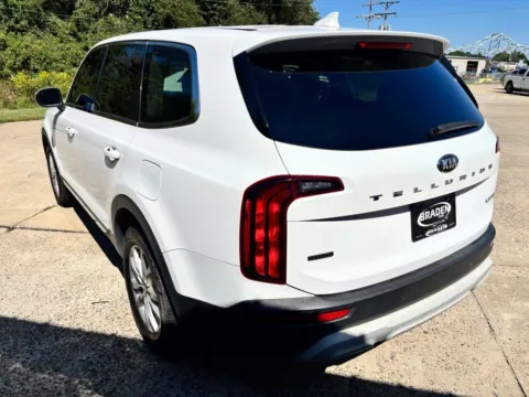 More photos of 2021 Kia Telluride LX at Braden Chrysler Dodge Jeep Ram, OH