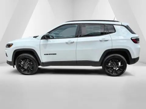 More photos of 2026 Jeep Compass Latitude at Braden Chrysler Dodge Jeep Ram, OH