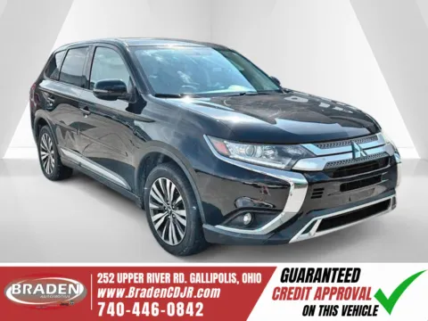 Black 2019 Mitsubishi Outlander for sale in Gallipolis, OH