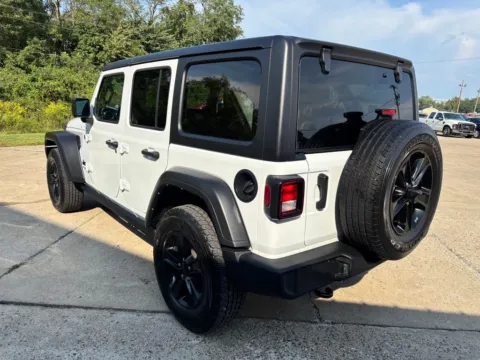 More photos of 2022 Jeep Wrangler Unlimited Sport Altitude at Braden Chrysler Dodge Jeep Ram, OH
