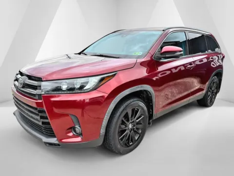Another view of 2019 Toyota Highlander SE for sale in Gallipolis, OH at Braden Chrysler Dodge Jeep Ram