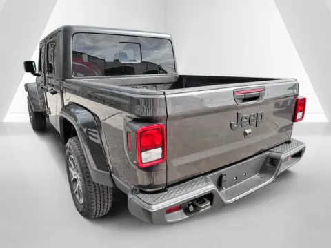 More photos of 2027 Jeep Gladiator Sport S at Braden Chrysler Dodge Jeep Ram, OH