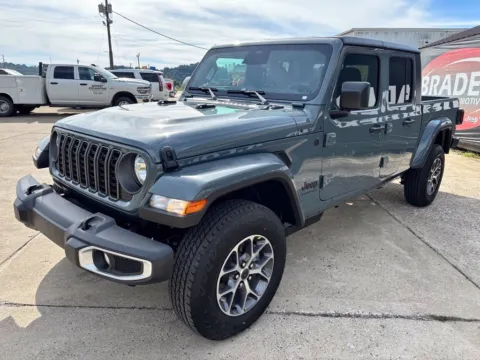 Another view of 2027 Jeep Gladiator Sport S for sale in Gallipolis, OH at Braden Chrysler Dodge Jeep Ram