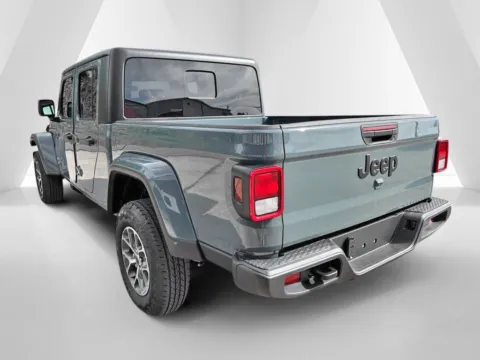 More photos of 2027 Jeep Gladiator Sport S at Braden Chrysler Dodge Jeep Ram, OH