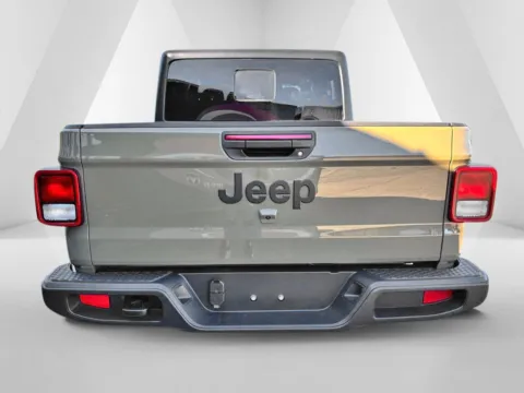 More photos of 2027 Jeep Gladiator Sport S at Braden Chrysler Dodge Jeep Ram, OH