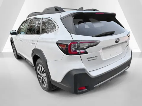 More photos of 2024 Subaru Outback Premium at Braden Chrysler Dodge Jeep Ram, OH
