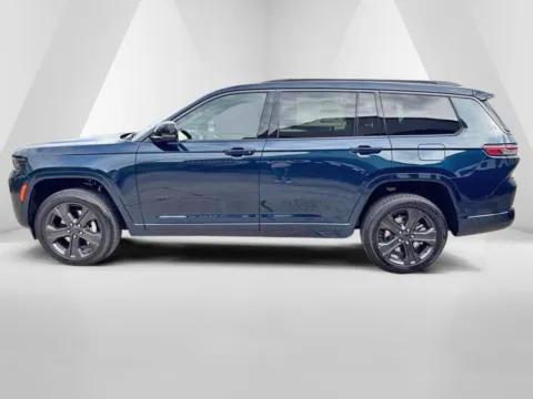 More photos of 2027 Jeep Grand Cherokee L Limited Reserve at Braden Chrysler Dodge Jeep Ram, OH
