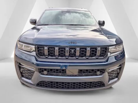 Photos of 2027 Jeep Grand Cherokee L Limited Reserve for sale in Gallipolis, OH at Braden Chrysler Dodge Jeep Ram